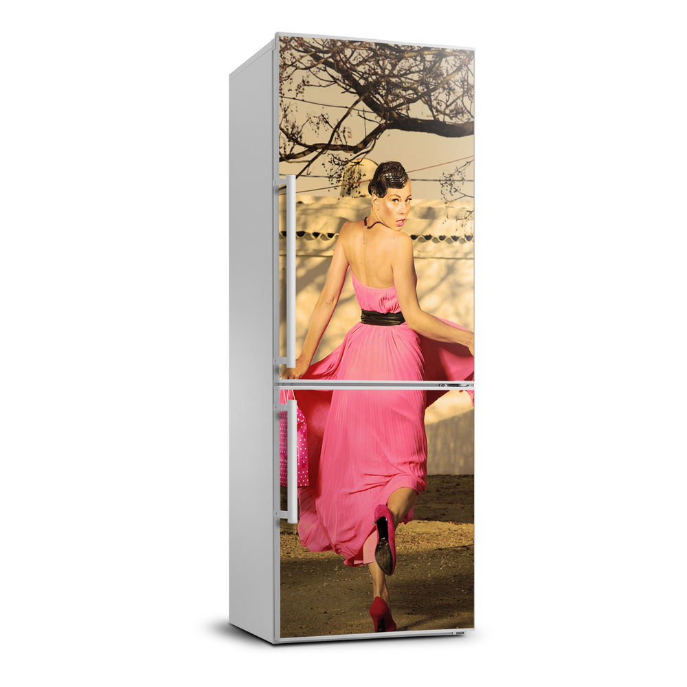 Nálepka tapeta na ledničku Žena v růžovém