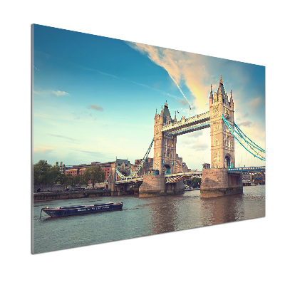Panel lacobel Tower bridge Londýn