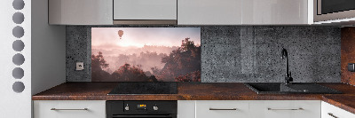 Panel do kuchyně Balon nad lesem