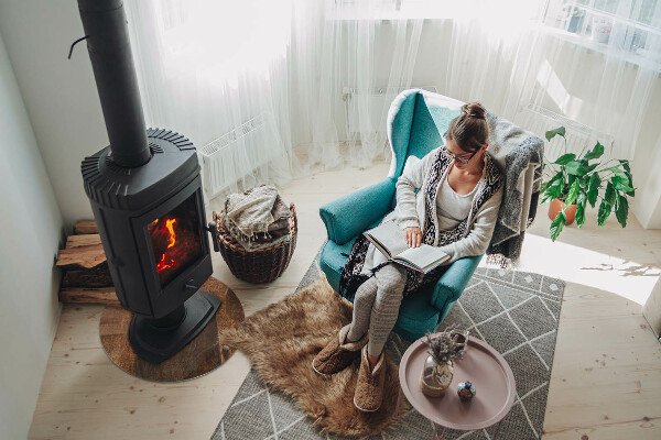 Kulatá podložka pod krb Rez na kovovém povrchu