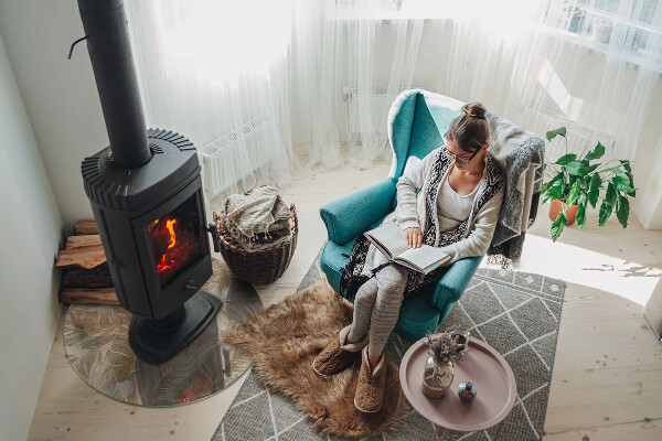 Kulatá skleněná podložka pod kamna Jemné vzory listů