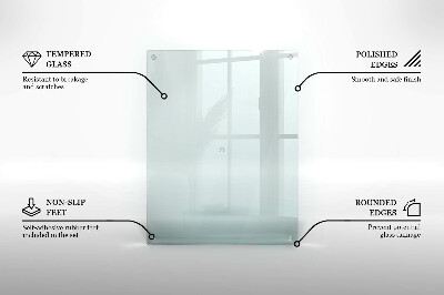 Skleněný svícen průhledný