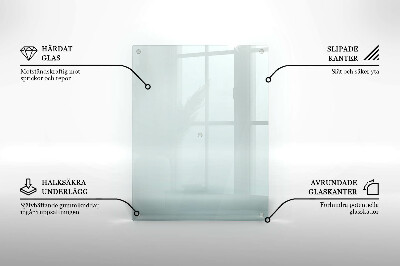 Skleněný svícen průhledný