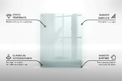 Skleněný svícen průhledný