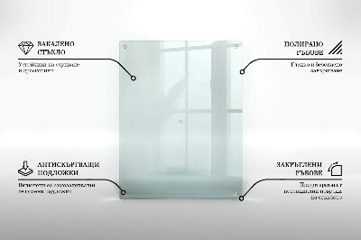 Skleněný svícen průhledný