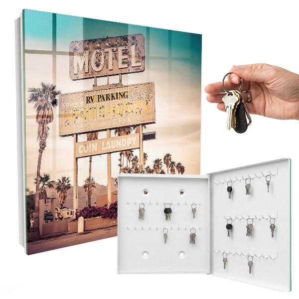 Nástěnná skříňka na klíče Retro motel