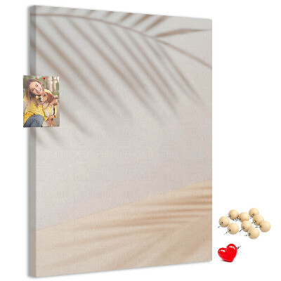 Nástěnka na zeď Jemné stíny palem na světlém pozadí