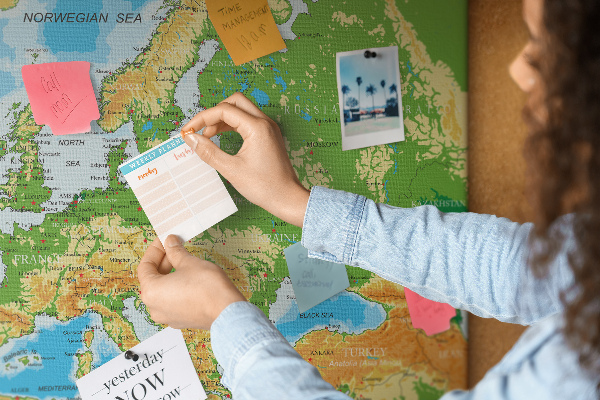 Fětská nástěnka Mapa Evropy se zeměpisnými označeními.