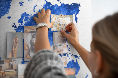 Nástěnka Mapa světa s modrou akvarelovou barvou