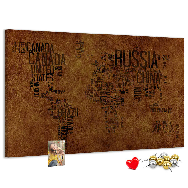 Korková nástěnka Mapa světa s názvy zemí.