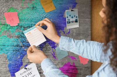 Fětská nástěnka Barevná mapa světa na šedém pozadí