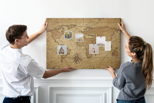 Fětská nástěnka Mapa starověkého světa s kompasem