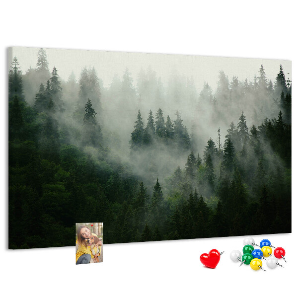 Fětská nástěnka Mlžný les s tajemnou atmosférou.