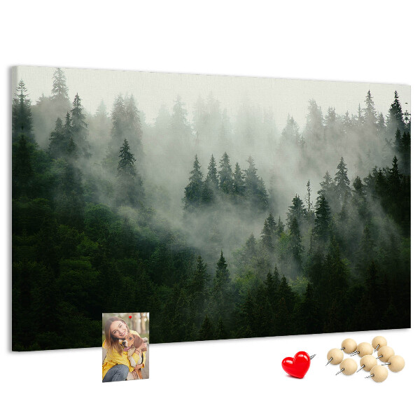 Fětská nástěnka Mlžný les s tajemnou atmosférou.