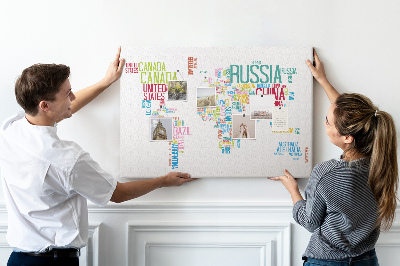 Nástěnka Mapa světa s barevnými názvy zemí