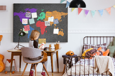 Fětská nástěnka Barevná mapa světa na tmavém pozadí