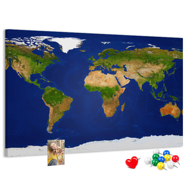 Nástěnka Mapa světa s barevnými špendlíky.