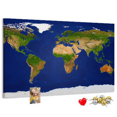 Nástěnka Mapa světa s barevnými špendlíky.