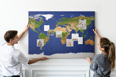Nástěnka Mapa světa s barevnými špendlíky.