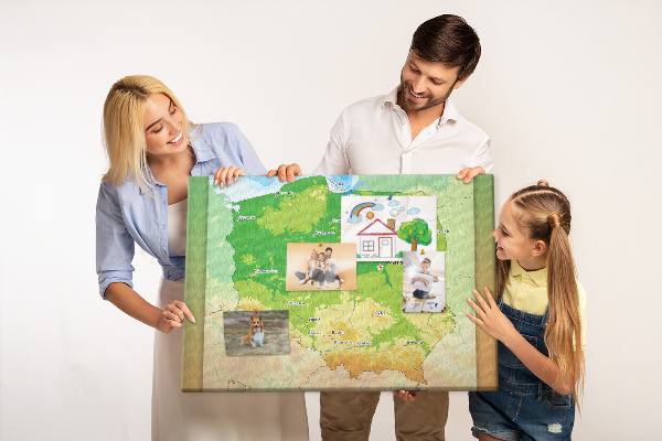 Nástěnka Mapa Polska s vyznačenou Varšavou