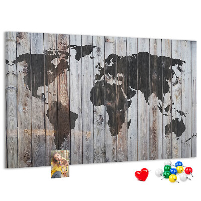 Nástěnka Mapa světa na pozadí dřevěných desek
