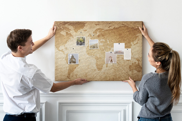 Nástěnka Mapa starověkého světa na hnědém pozadí
