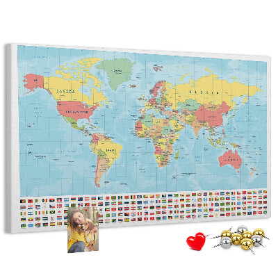 Nástěnka Mapa světa s barevnými vlajkami.