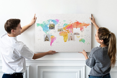 Fětská nástěnka Barevná mapa světa v akvarelu.