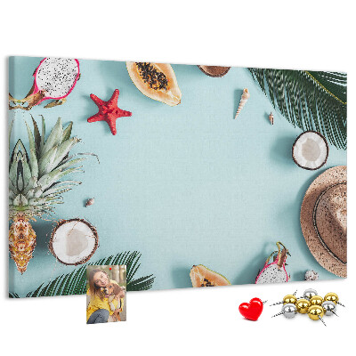 Nástěnka Tropické ovoce a plážové doplňky.