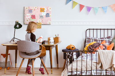 Nástěnka Květinový vzor na růžovém pozadí