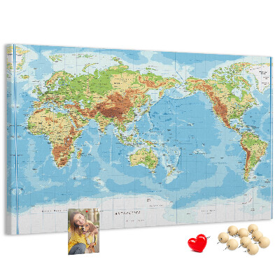 Nástěnka Mapa světa s barevnými kontinenty.