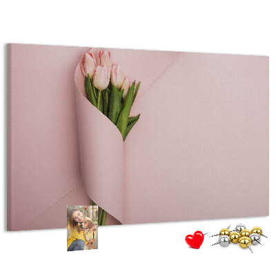 Korková nástěnka Jemné tulipány na růžovém pozadí