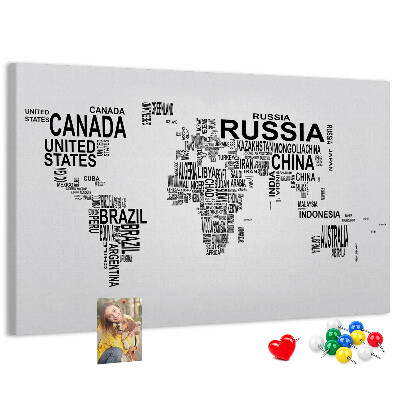Nástěnka Mapa světa s názvy zemí.