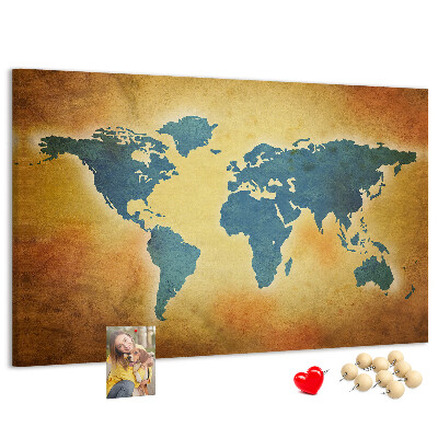 Nástěnka Mapa světa na hnědém papírovém pozadí.