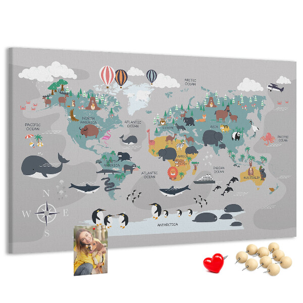 Nástěnka Mapa světa s ilustracemi zvířat.