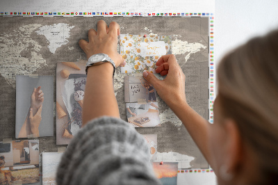 Nástěnka Mapa světa s vlajkami zemí