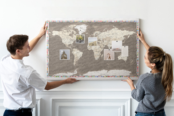Nástěnka Mapa světa s vlajkami zemí
