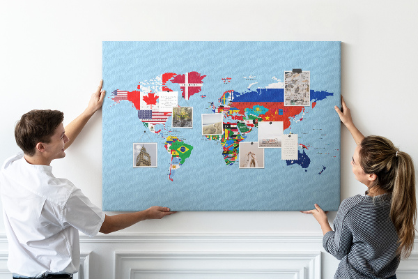 Nástěnka Mapa světa s vlajkami zemí