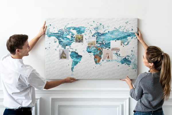 Korková nástěnka Akvarelová mapa světa.