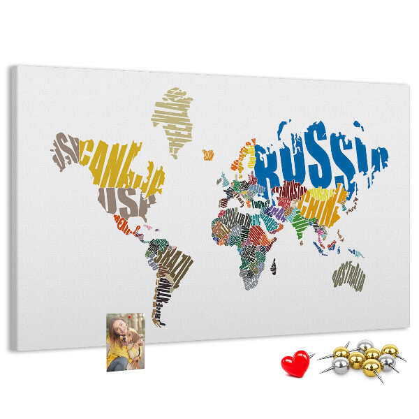 Nástěnka Mapa světa s názvy zemí.