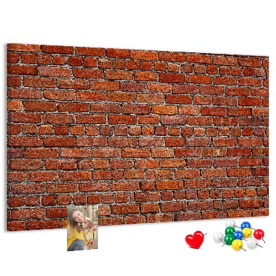 Nástěnka Cihlová zeď v teplých odstínech.