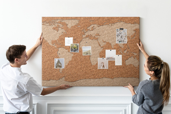 Fětská nástěnka Mapa světa na korkové tabuli