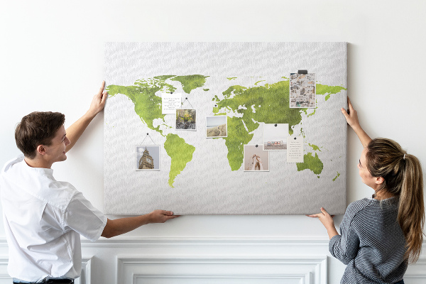 Korková nástěnka Zelená mapa světa s efektem akvarelu