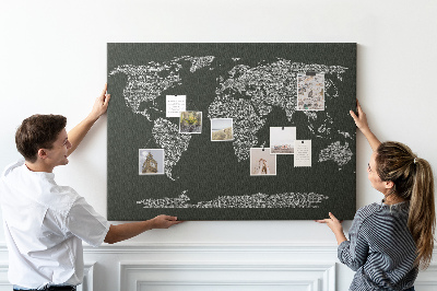 Korková nástěnka Mapa světa v textové podobě.