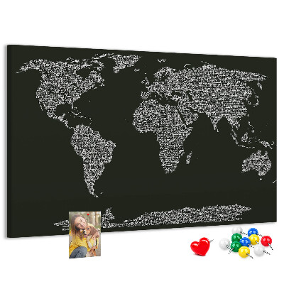 Korková nástěnka Mapa světa v textové podobě.