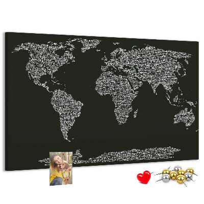 Korková nástěnka Mapa světa v textové podobě.