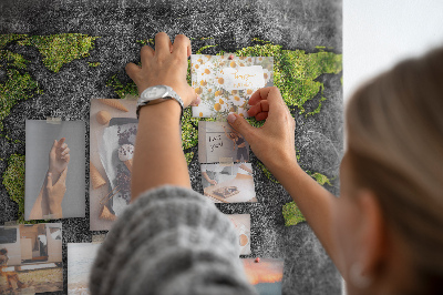Nástěnka Zelená mapa světa na šedém pozadí