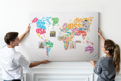 Nástěnka Barevná mapa světa s názvy zemí