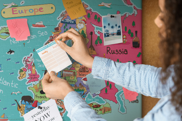 Fětská nástěnka Barevná mapa Evropy s názvy zemí