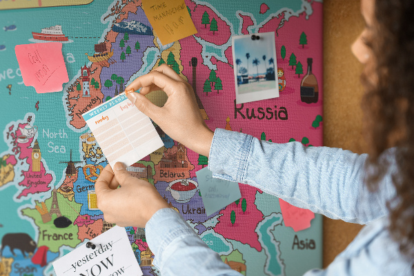 Fětská nástěnka Barevná mapa Evropy s názvy zemí